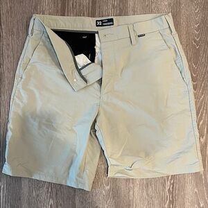 Hurley Men's Shorts in Light Olive